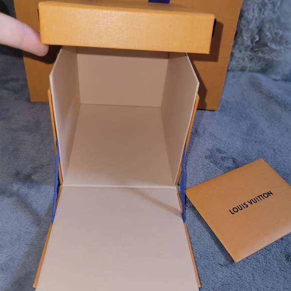 Louis Vuitton bag, box and receipt holder - Picture 5 of 6
